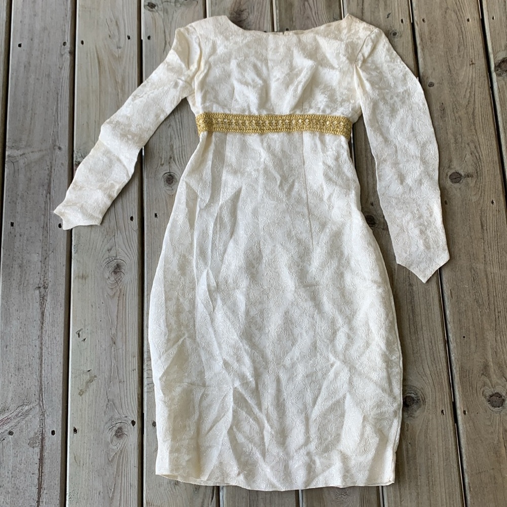 Vintage Cream Brocade Long Sleeve Dress with Gold Waist Detail - Small